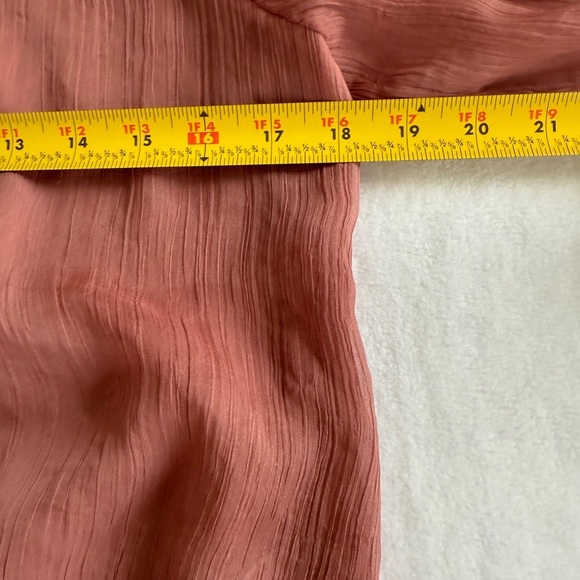Stellah Dusty Rose Bell Sleeve Ruffle Blouse - Size S - Picture 6 of 6